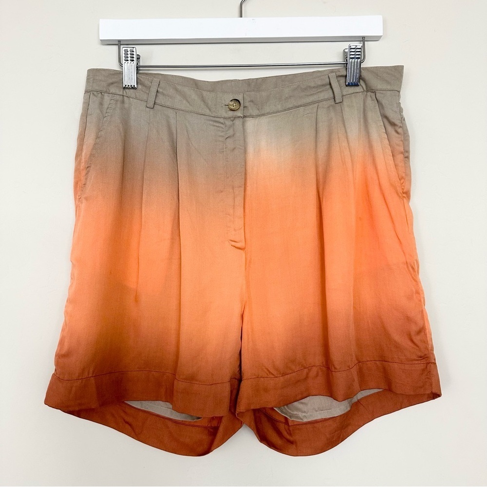 Cecilie Copenhagen Augusta Shorts Tan Orange Ombre